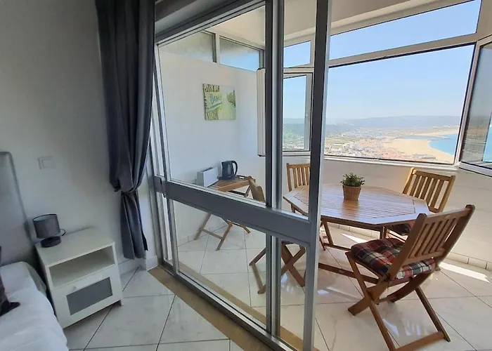 Front Ocean View Апартаменты Назаре