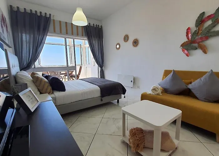 Front Ocean View Назаре